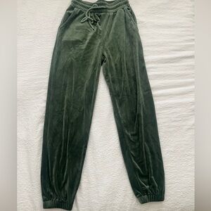 Cuffed Green velvet sweatpants